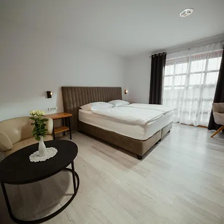 Nocleg ze śniadaniem At Podlipje Estate *