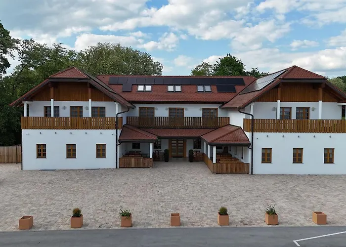 At Podlipje Estate Oda ve Kahvaltı *