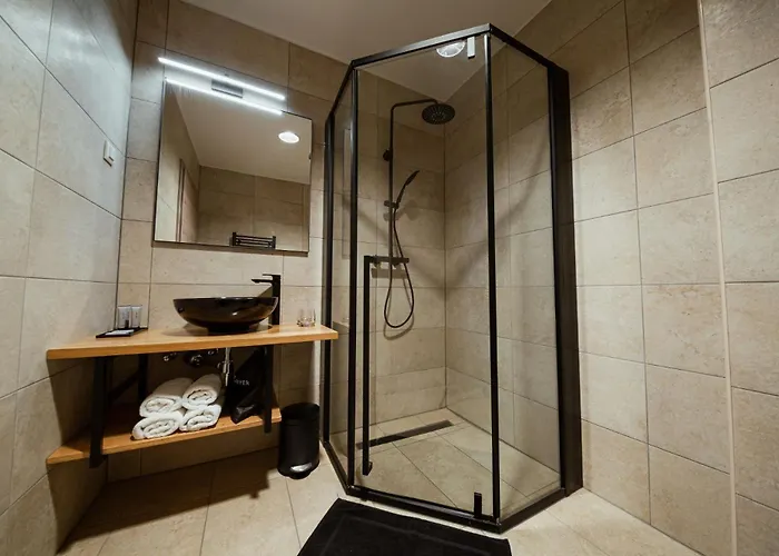 At Podlipje Estate Oda ve Kahvaltı