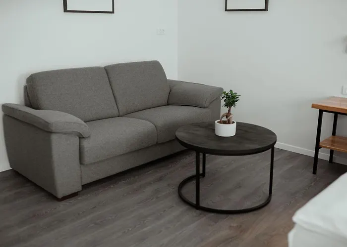 Bed & Breakfast At Podlipje Estate Tesanovci