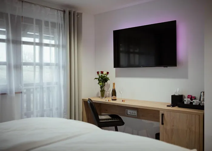 At Podlipje Estate Bed & Breakfast *